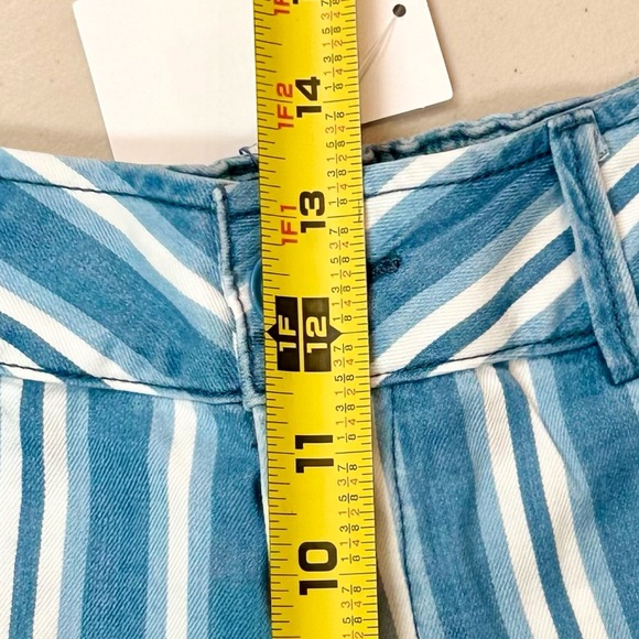 NWT Show Me Your Mumu Chloe Shorts Sydney Stripe Size S - Picture 6 of 10